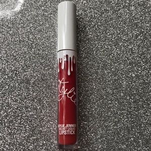 Kylie Cosmetics Goals Velvet Liquid Lipstick new!
